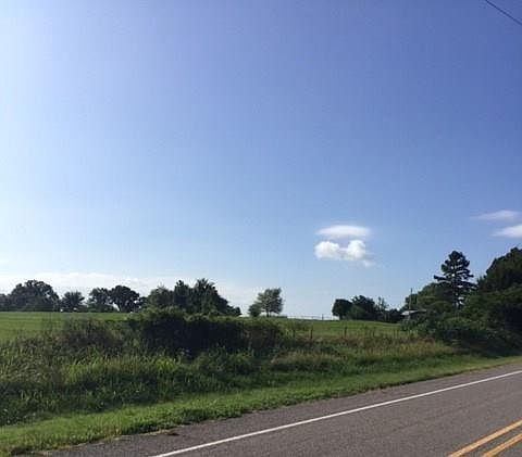 2nd image of 4702 N Highway 96