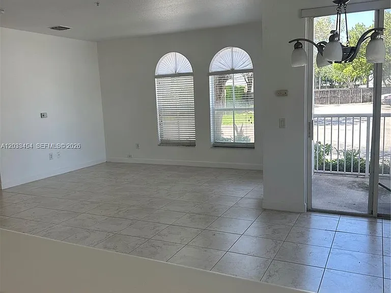 4311 SW 160th Ave #105 — Photo 7