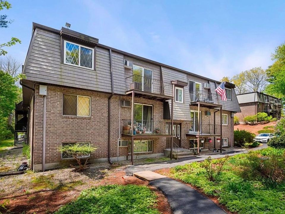 1st image of 3 Pembroke Drive #15