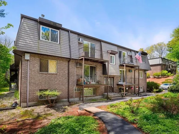 3 Pembroke Drive #15, Derry, NH 03038