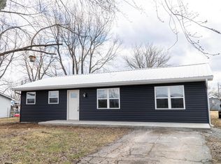 3007 Chestnut St, Cuba, MO 65453