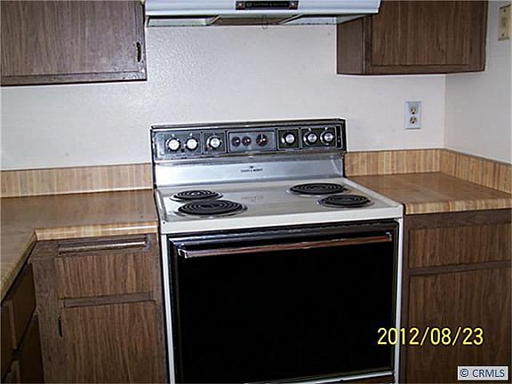 4th image of 1562 Highridge Dr