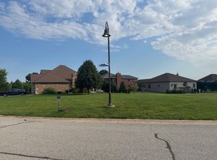 97 Bergamo Ln, Crown Point, IN 46307