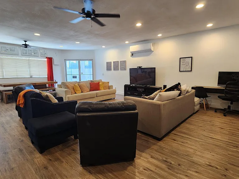 4330 N 5th Ave #209 — Photo 45