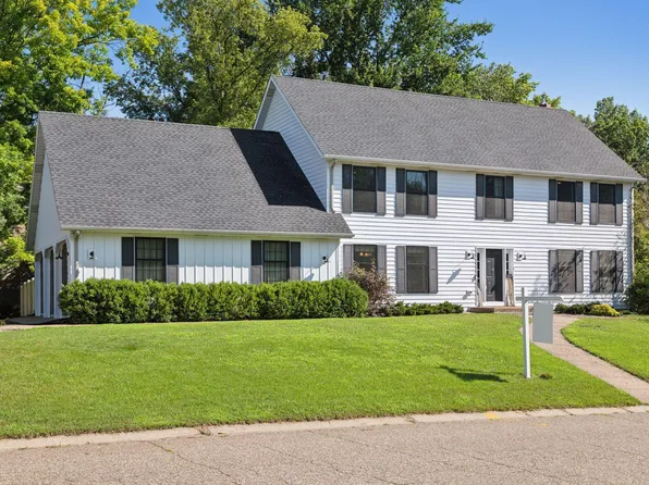 12898 Floral Ave, Apple Valley, MN 55124
