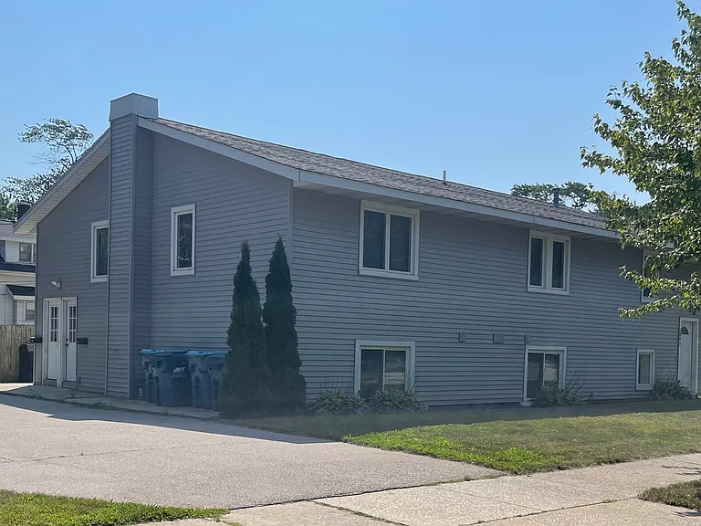 1001 Franklin Ave #UPPER — Photo 5