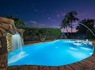 2750 Cinnamon Bay Cir, Naples, FL 34119