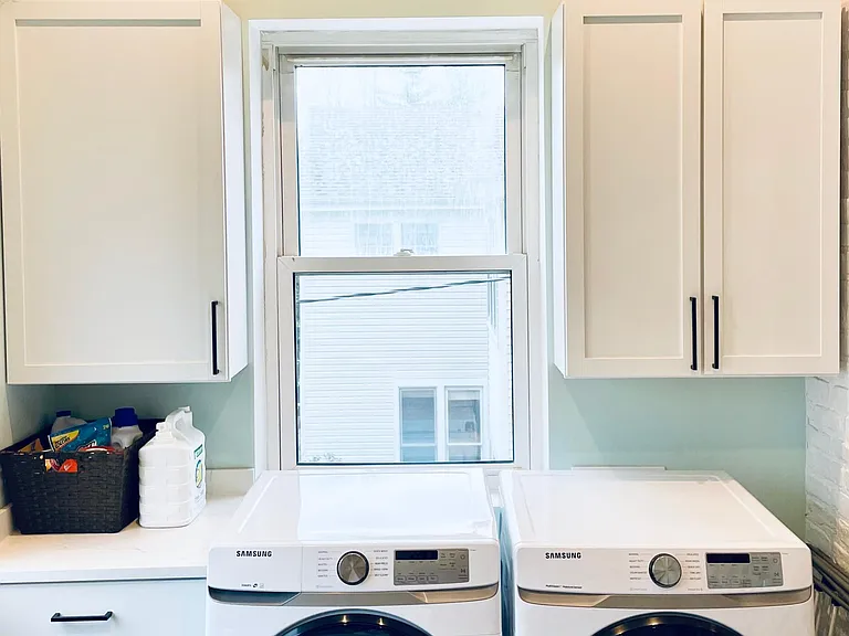 1644 W Farragut Ave #2 — Photo 12