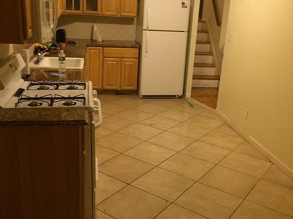 3rd image of 7218 Avenue M APT 2