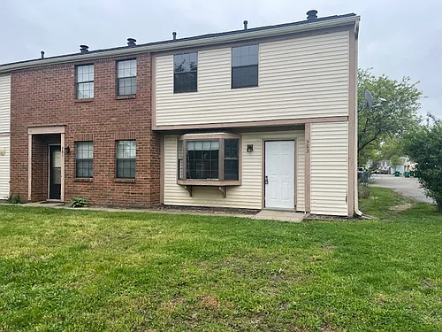 983 Cross Country Dr W Photo 1