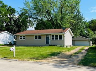 1517 17th Ave, Eldora, IA 50627