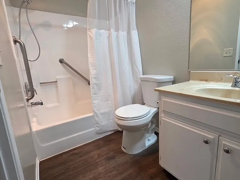 7235 Baird Avenue — Photo 15