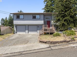 2230 Oak St, North Bend, OR 97459