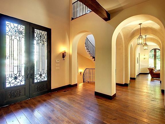 4th image of 753 Chapala Dr