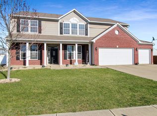 8295 Balmoral Ln, Avon, IN 46123