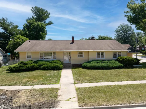 1310 B Ave, Vinton, IA 52349