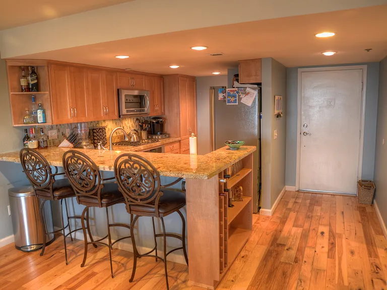 155 Mangano Cir — Photo 4