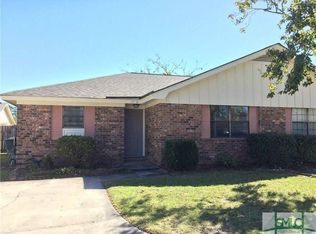 8 Peach Blossom Ct, Savannah, GA 31419
