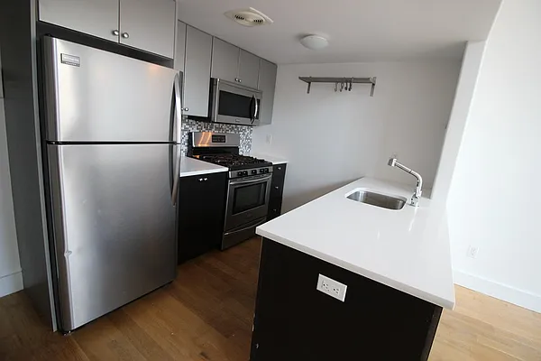 Rented by Bold Marketing | media 34