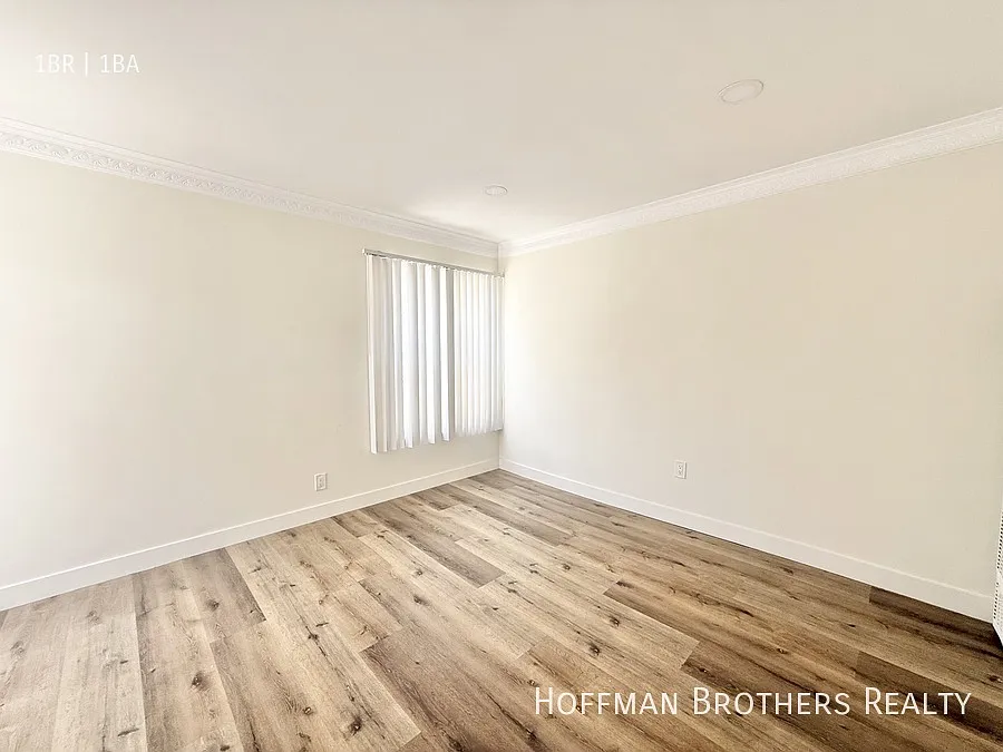 1 bed, $1,730 — Photo 2
