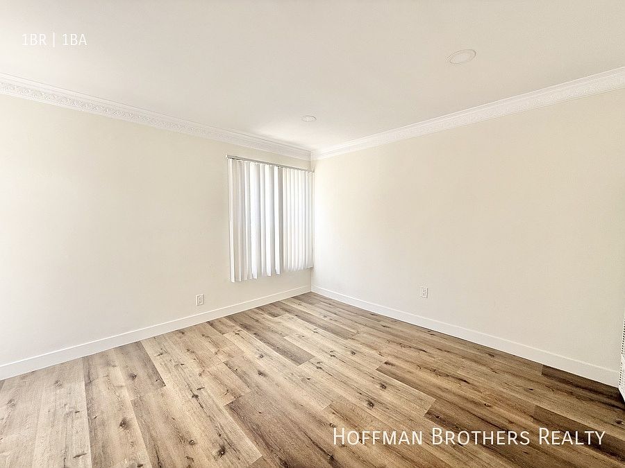 2nd image of 5059 W 20th St APT 7
