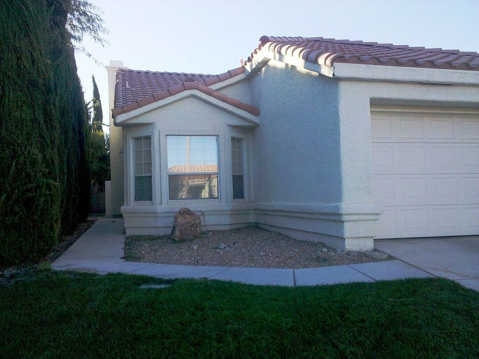 1st image of 1605 Grey Bull Way