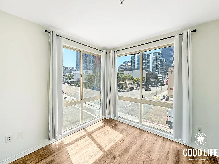 1601 India St #217 — Photo 9