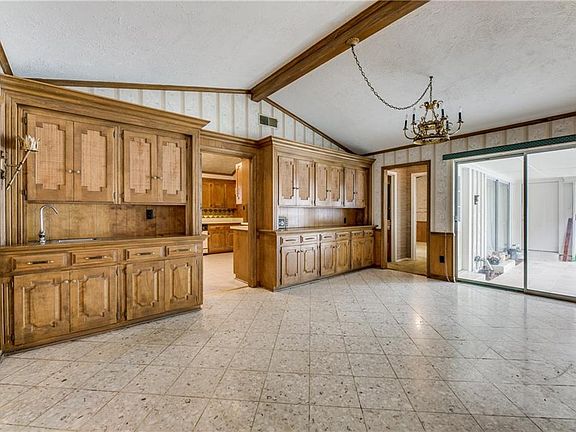 4th image of 7225 Stonetrail Dr