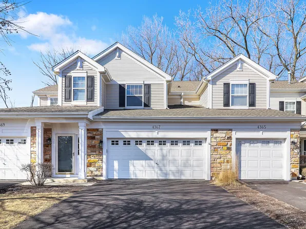 4367 Waters Edge Dr, Island Lake, IL 60042