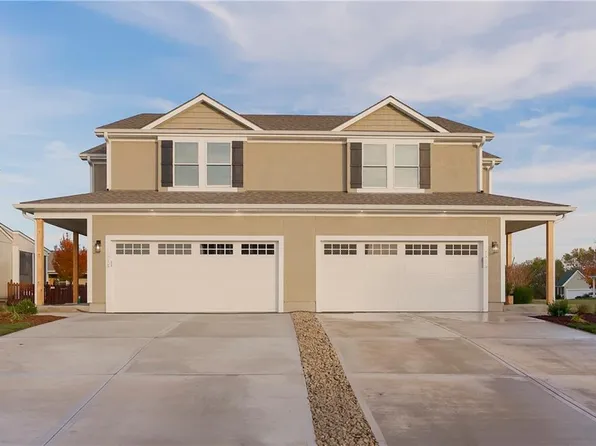 1313 N 159th St, Basehor, KS 66007