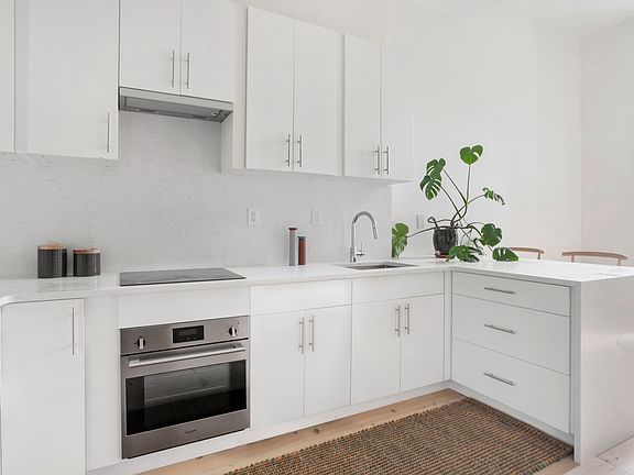 4th image of 457 W 150th St #3C