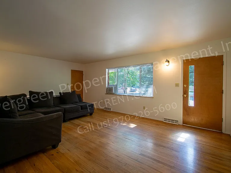 1117 Fairview Dr — Photo 5