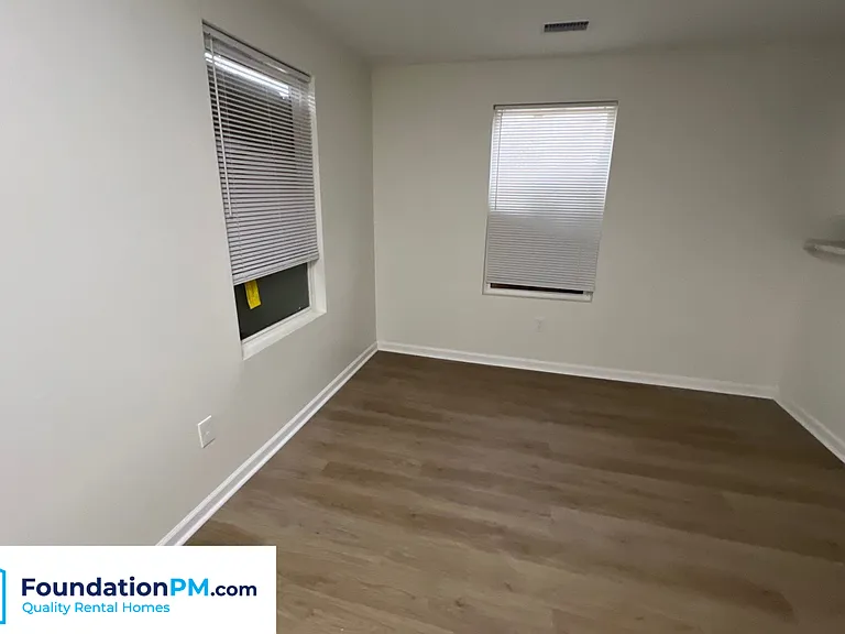 2831 Overton Crossing St — Photo 6