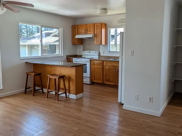 615 Gay St #B-204, Lanai City, HI 96763