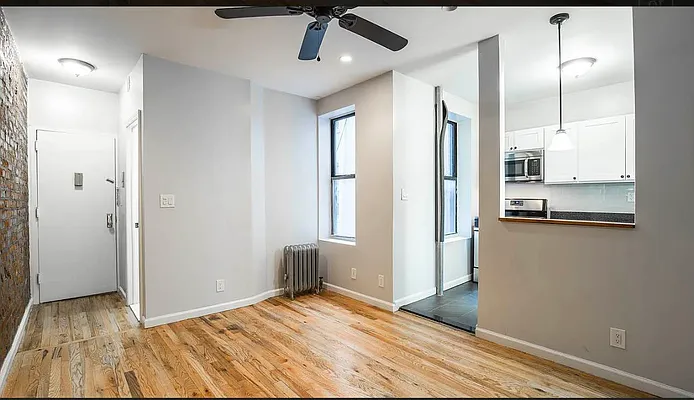 Rented by Premier Metro Realty Corp | media 1