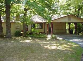 155 Ozark Automotive Rd, Eureka Springs, AR 72632