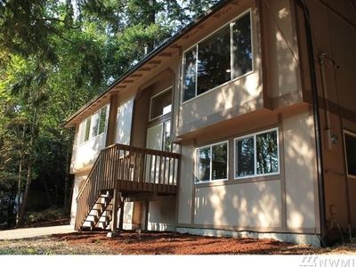 4015 W Tapps Dr E, Bonney Lake, WA, 98391