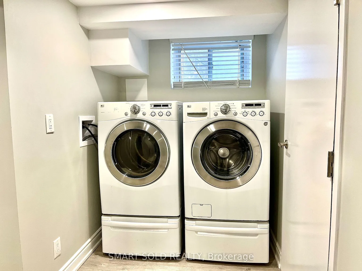 2 bed, $2,200 — Photo 4