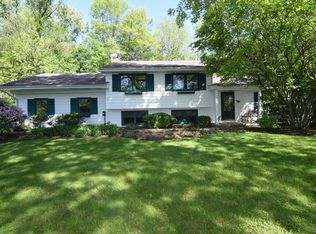 46 Little Cahill St, Trout Valley, IL 60013