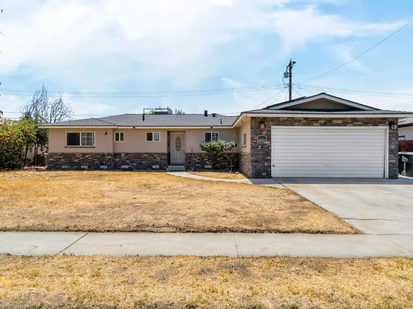 2021 Fairmont Dr, Hanford, CA 93230