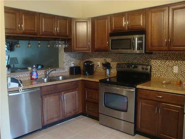 2nd image of 5436 Jubilee Way #214