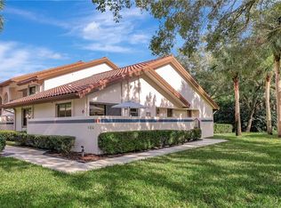 6031 SE Martinique Dr APT 104, Stuart, FL 34997