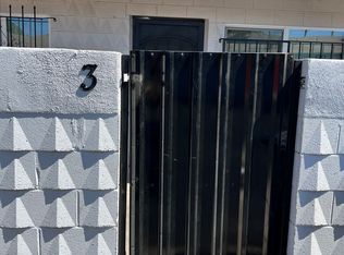305 Charleston Dr. NE, Albuquerque, NM 87108