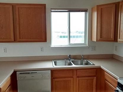 3rd image of 1825 S 9th St APT C