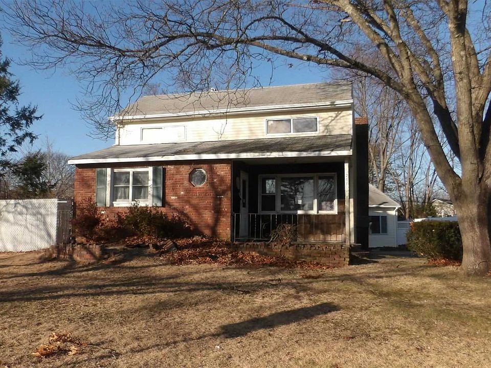 287 Eastwood Blvd, Centereach, NY 11720 Zillow