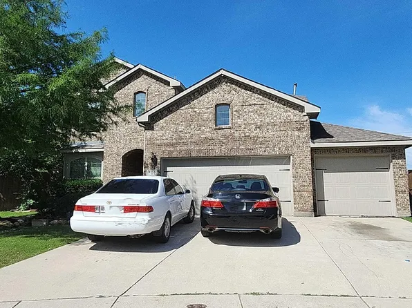 6165 Striper Dr, Fort Worth, TX 76179