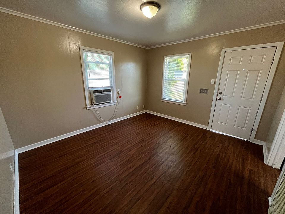 562 E Palma Villa St Exeter CA Zillow