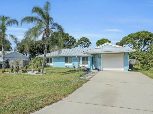 2060 SE Rainier Road, Port St Lucie, FL 34952