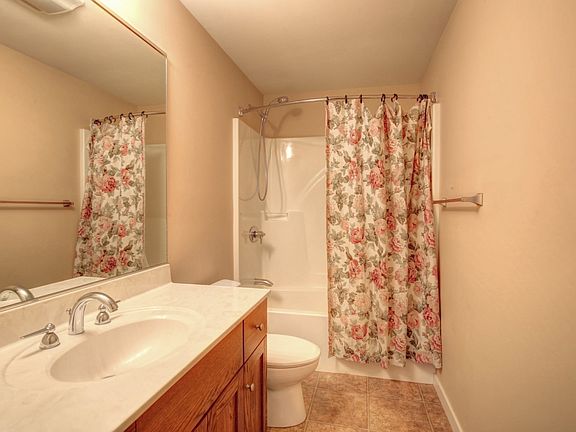 4th image of 1178 County Road 2500 E