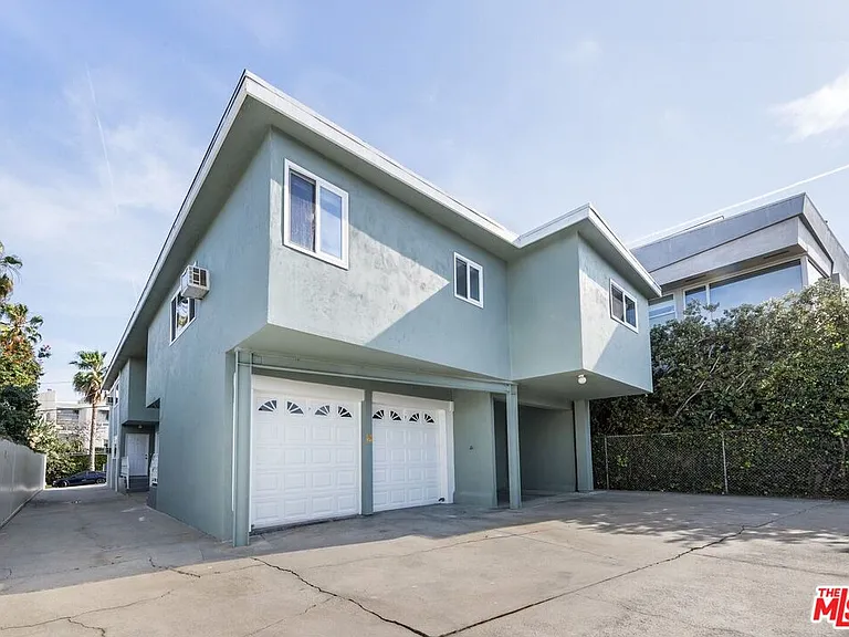643 Pacific St — Photo 59